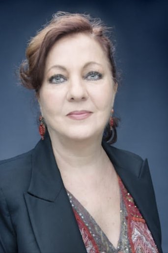 Portrait of Carmen Linares
