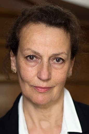 Portrait of Véronique Müller