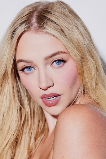 Portrait of Jenna Hogan