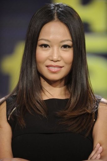 Portrait of Usun Yoon