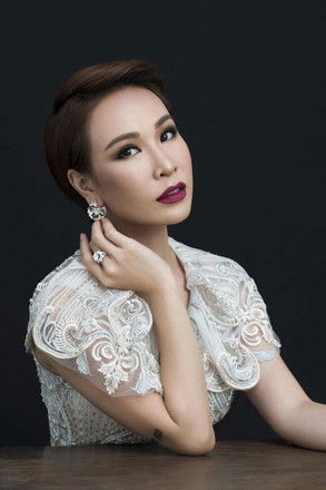 Portrait of Uyên Linh