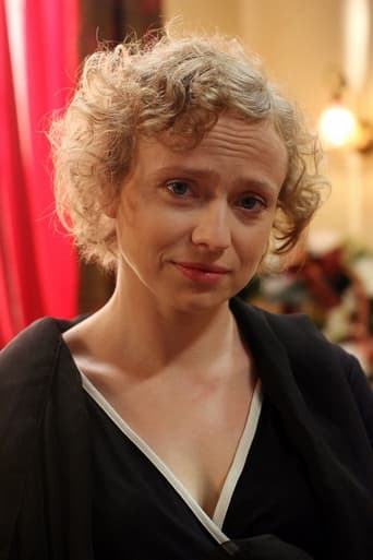Portrait of Monika Bolly
