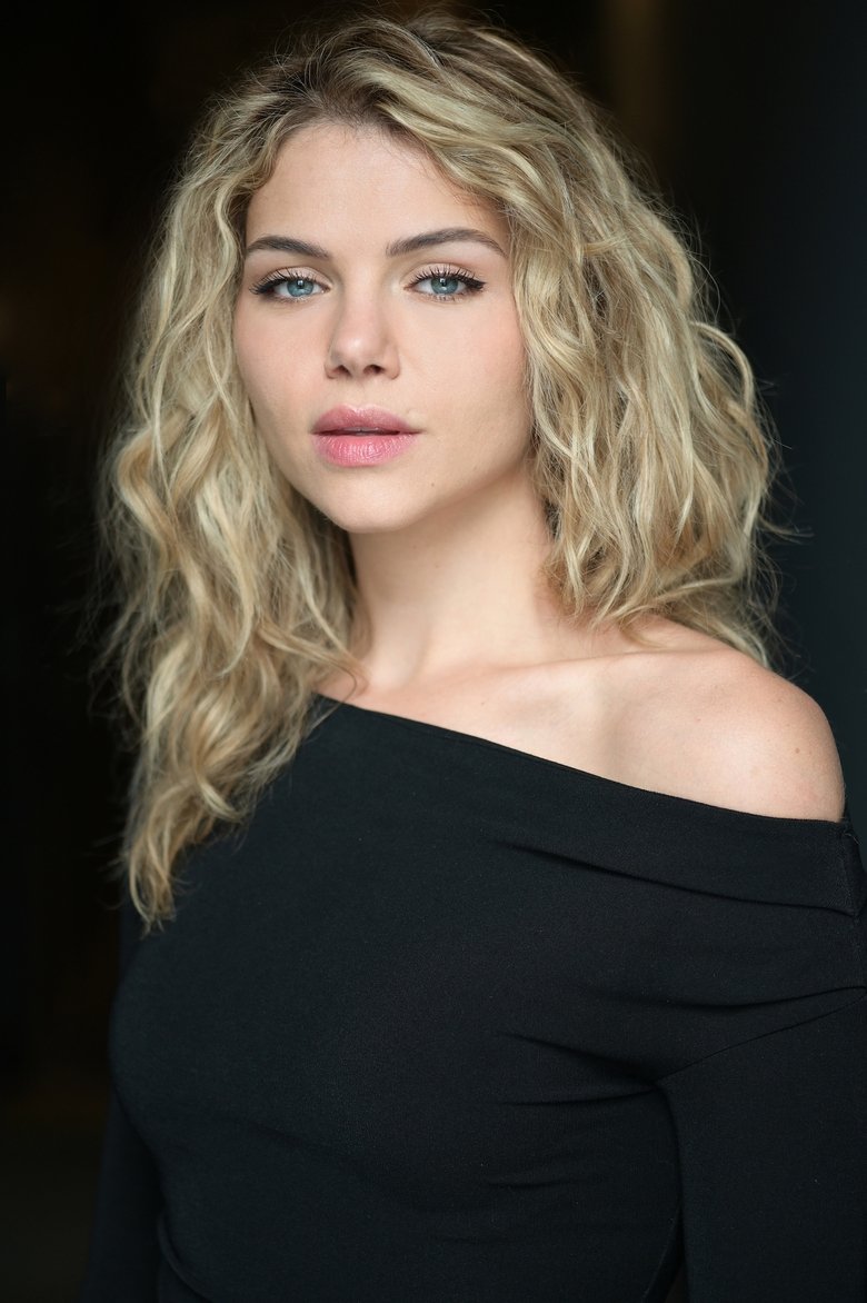 Portrait of Laura Paolillo