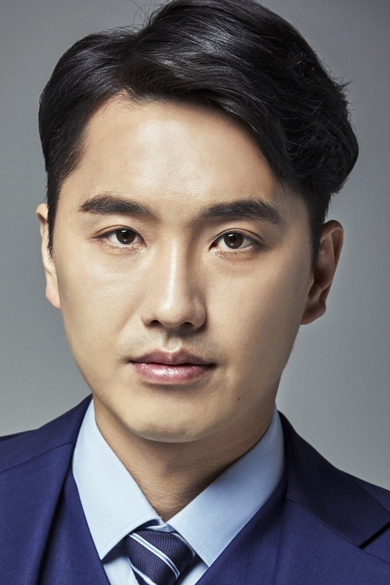 Portrait of Moon Jung-woong