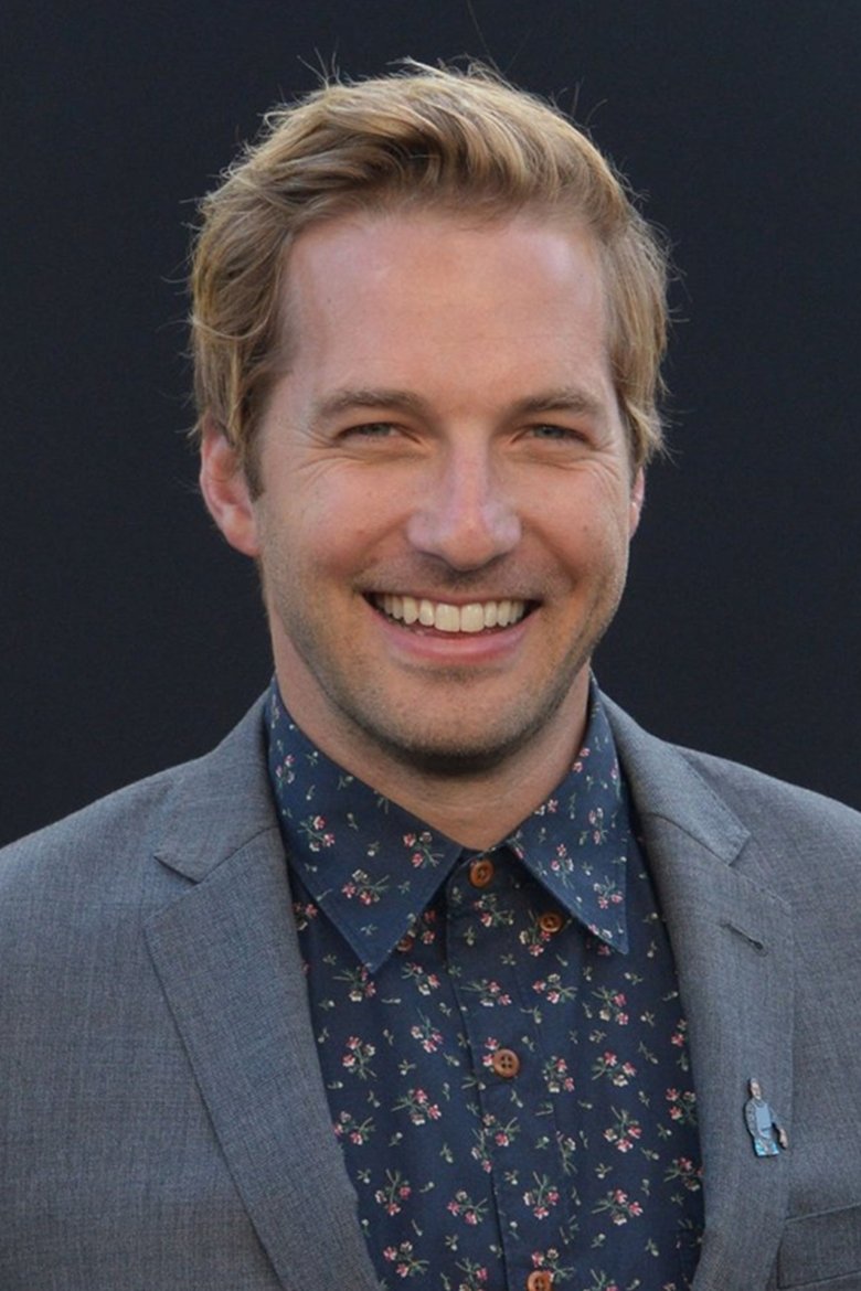 Portrait of Ryan Hansen