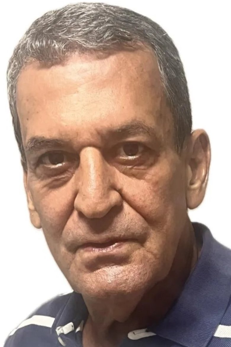 Portrait of Jefferson Correa