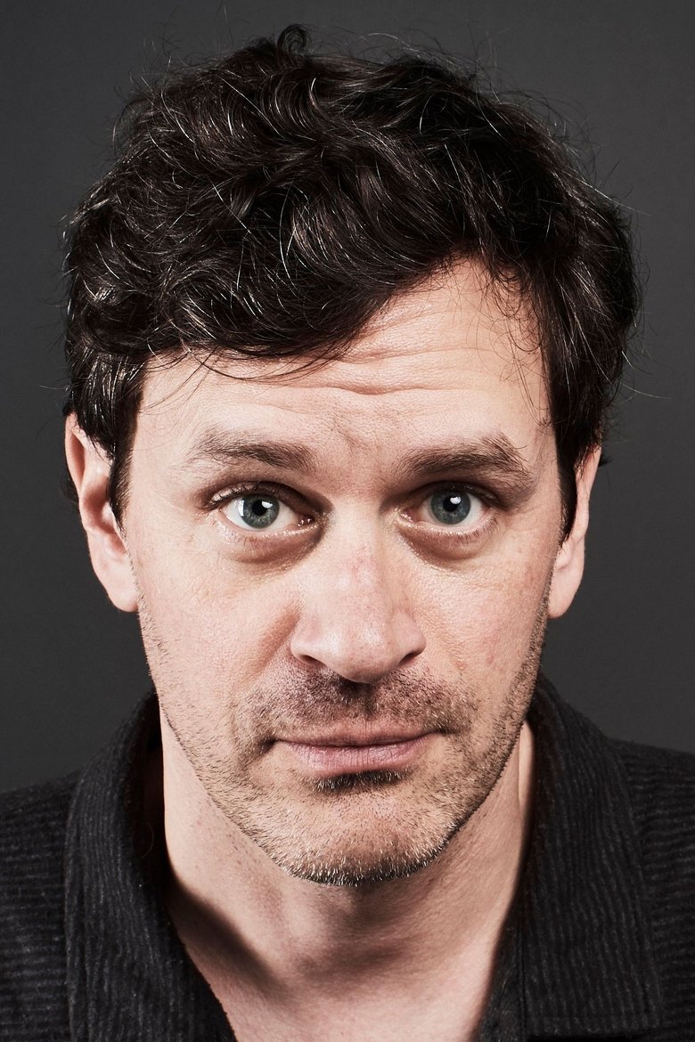 Portrait of Tom Everett Scott