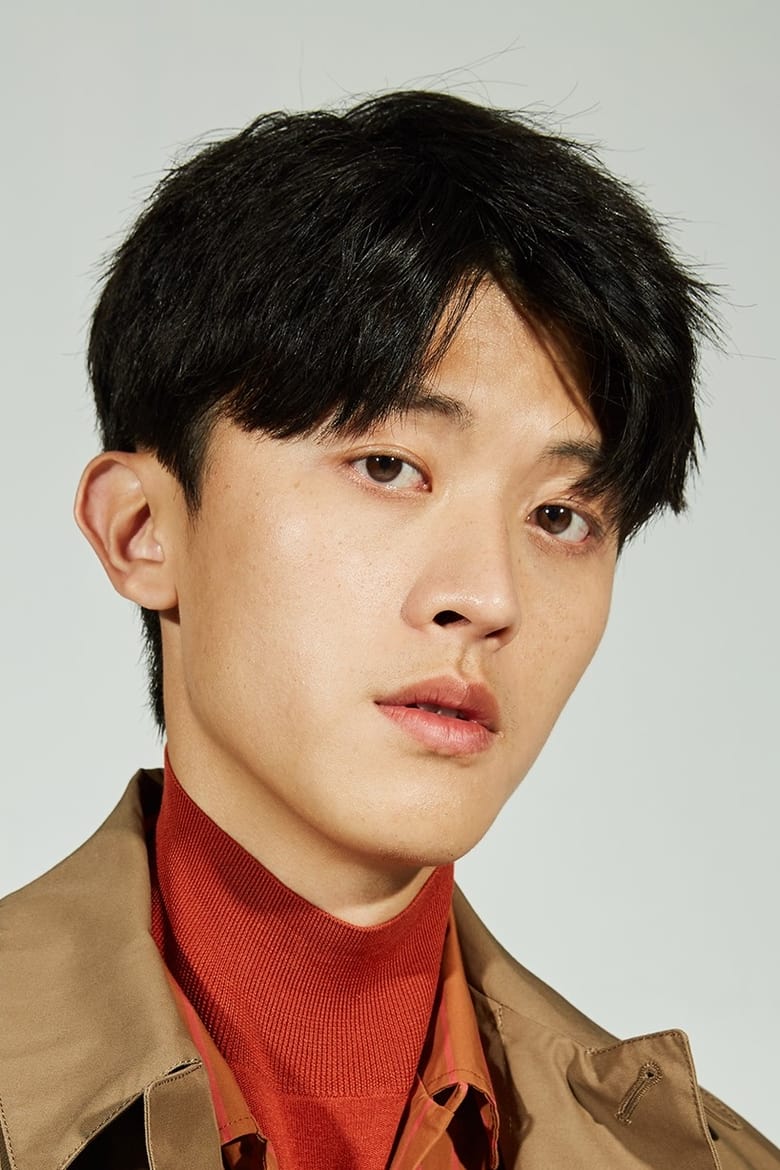 Portrait of Matthew Han