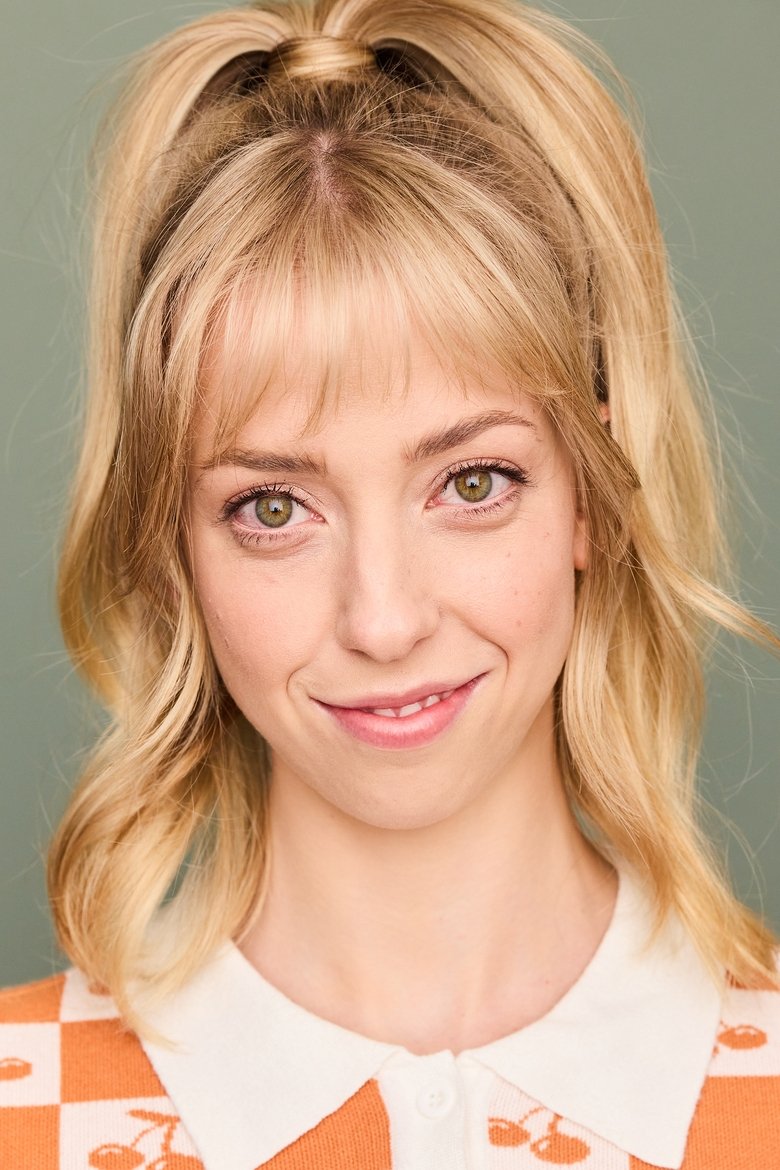 Portrait of Emma Factor