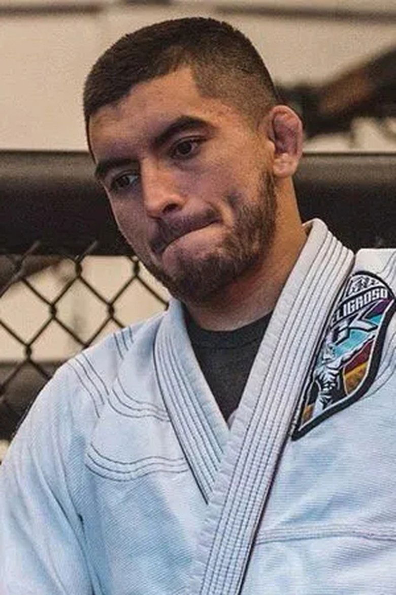 Portrait of Johnny Muñoz