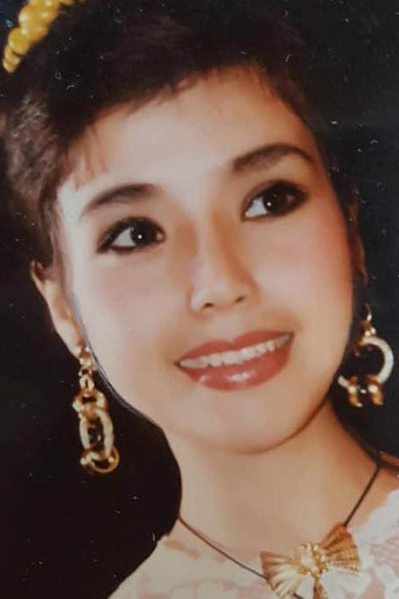 Portrait of Lan Hương