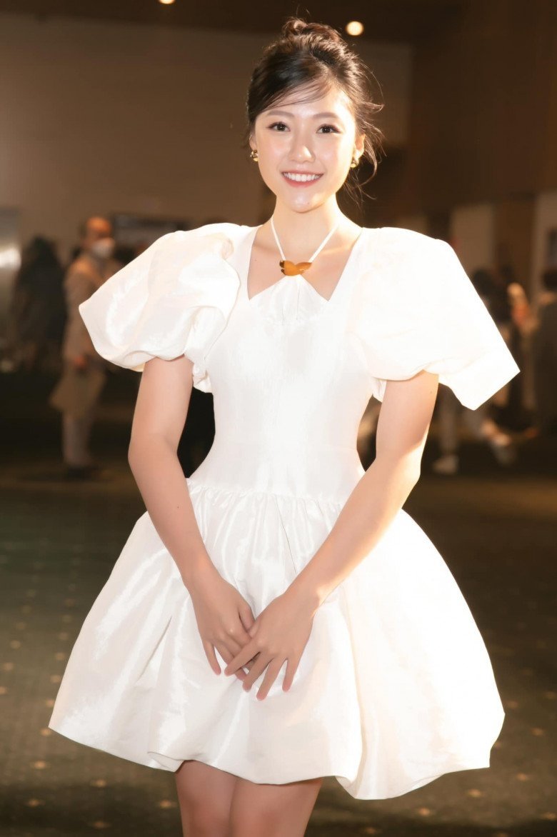 Portrait of Uyển Ân