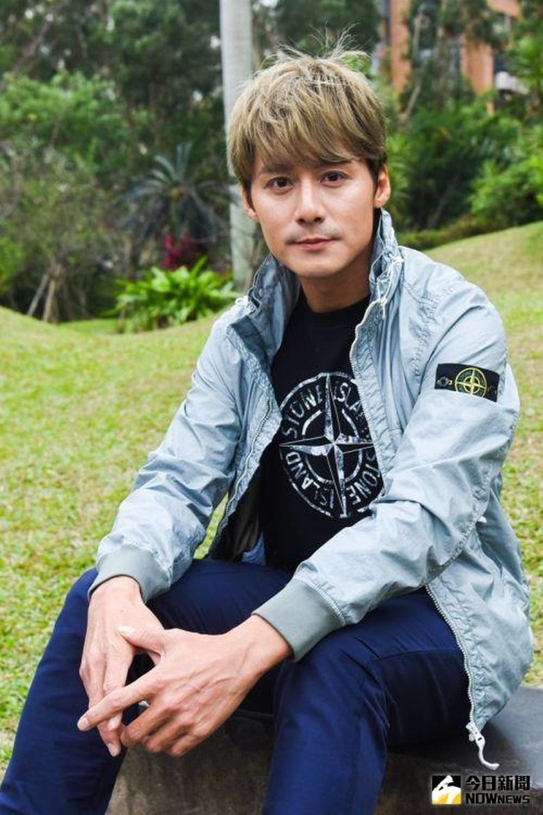 Portrait of 廖科溢