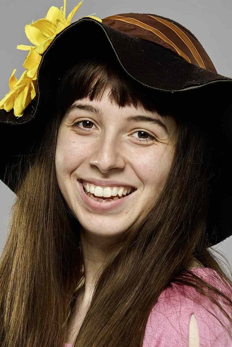 Portrait of Ava Pearl
