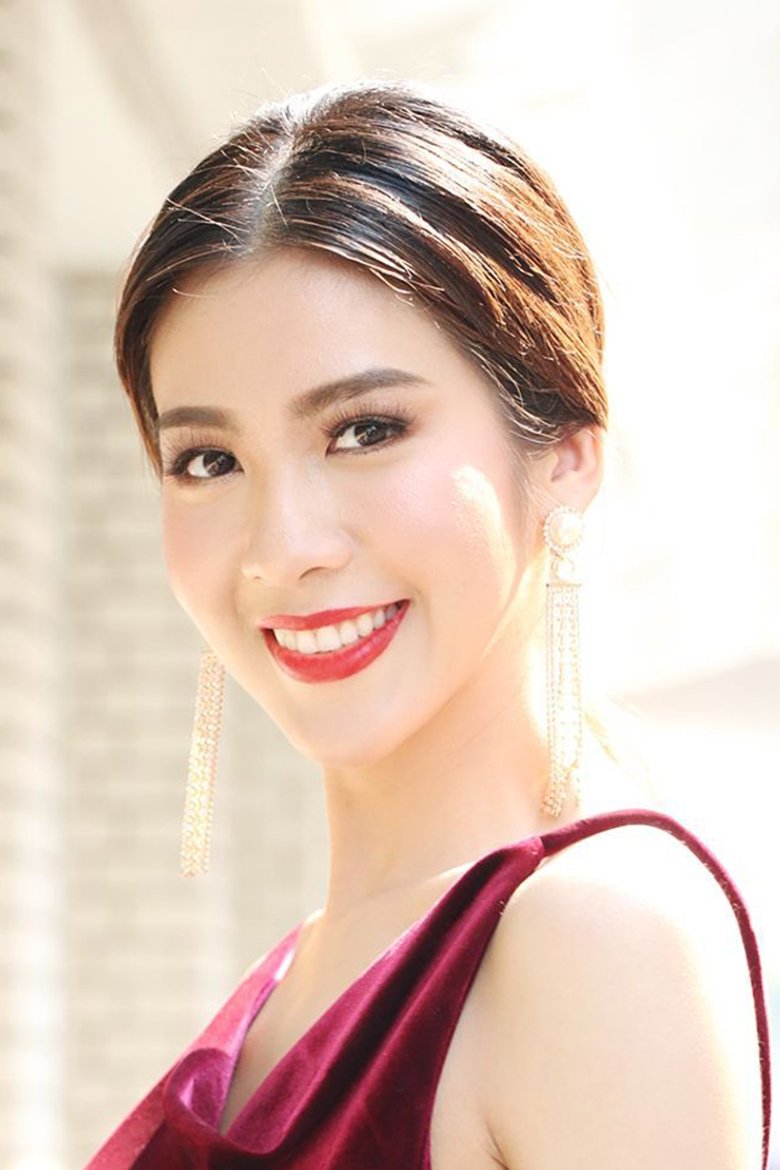 Portrait of Anisa Nugraha