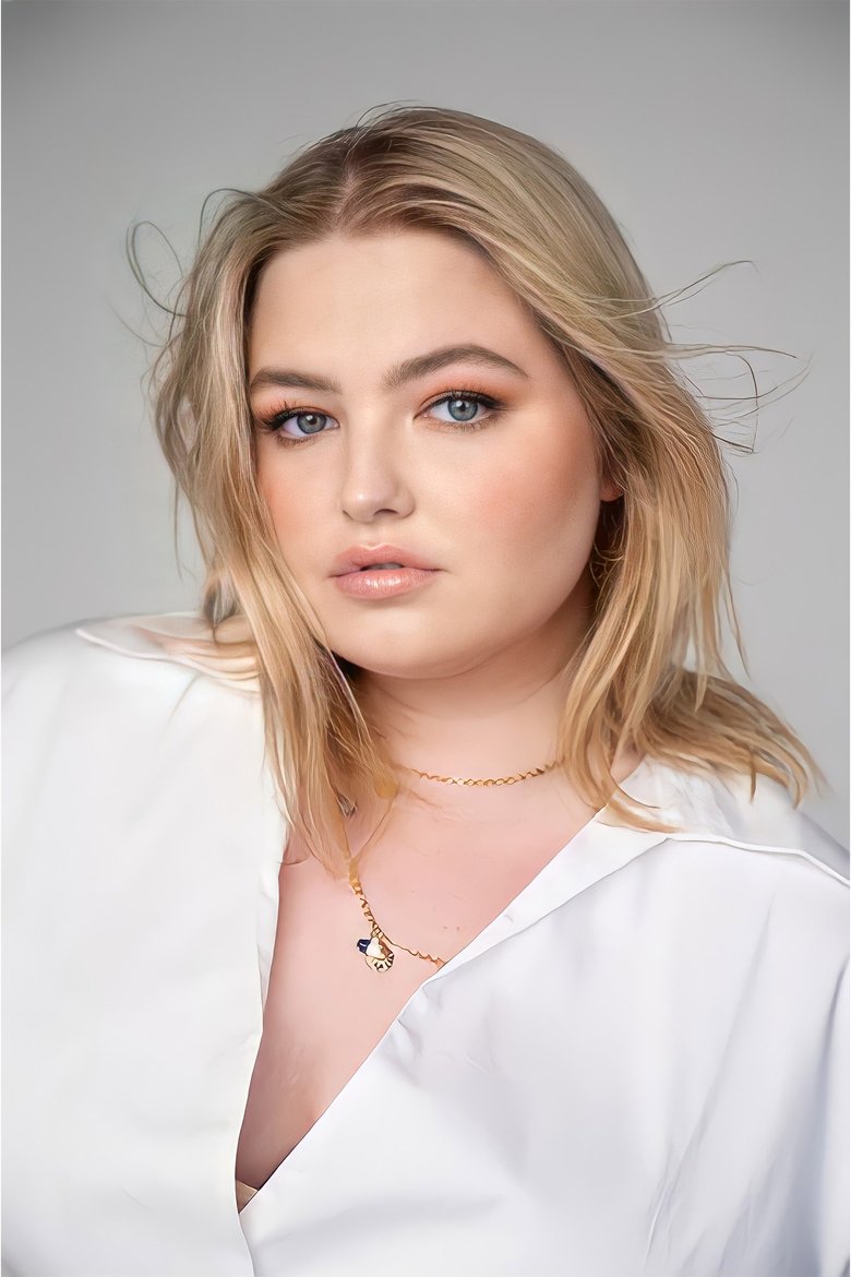 Portrait of Samantha Aucoin