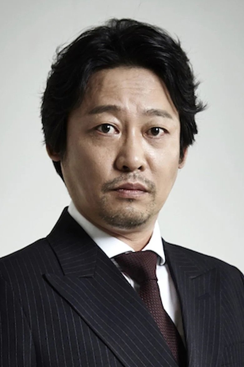 Portrait of Yoon Don-sun