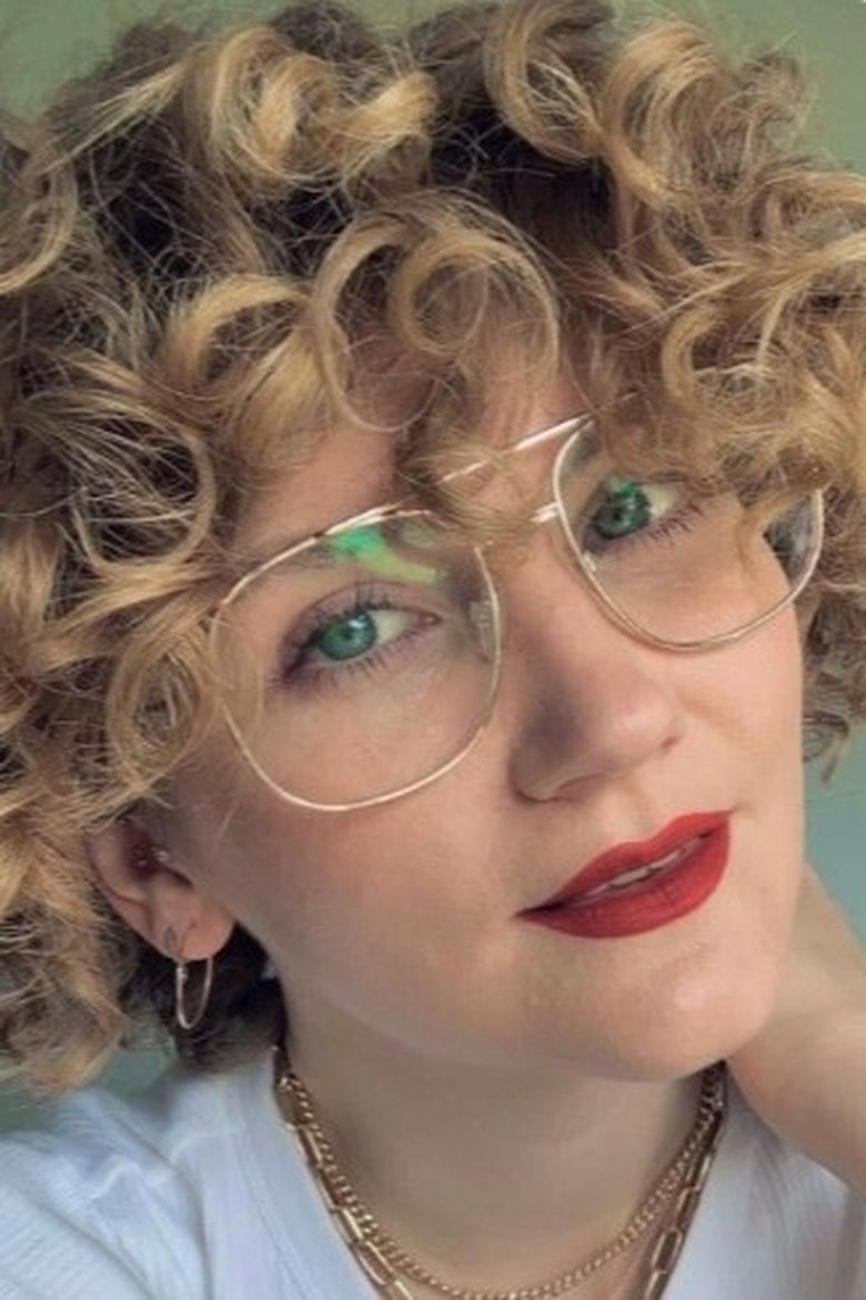 Portrait of Pippa Woods