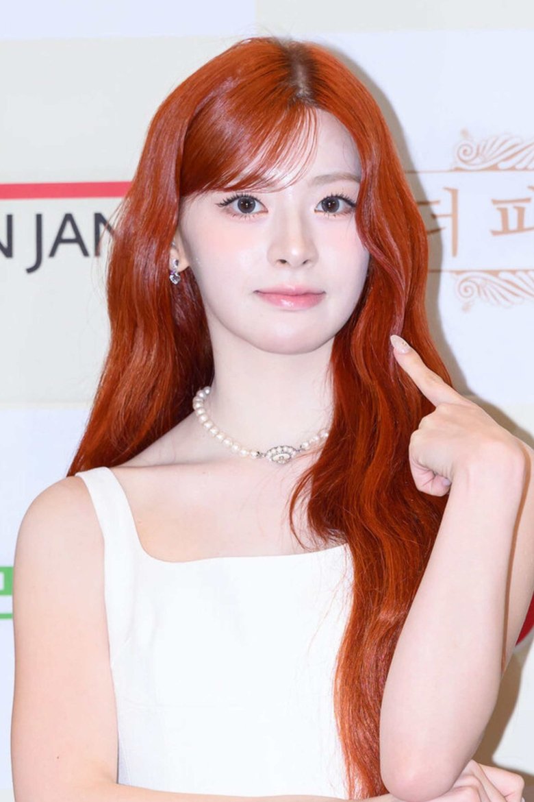 Portrait of Seeun