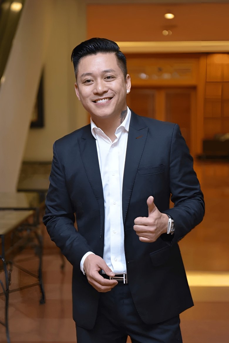 Portrait of Tuấn Hưng