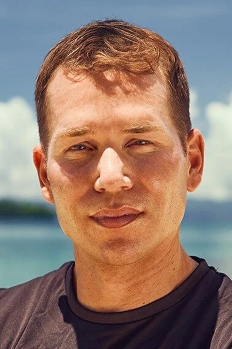 Portrait of Simon Hallin