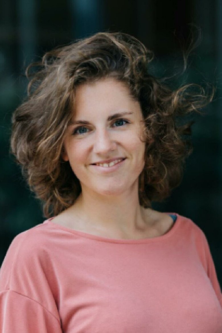 Portrait of Loes Janssen