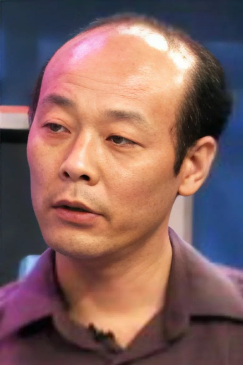 Portrait of 张鸿斌