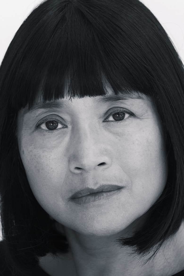 Portrait of Sarah Lam