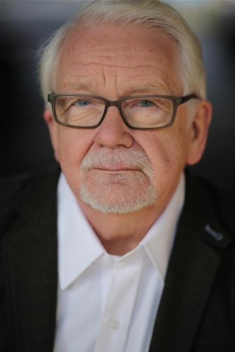 Portrait of Tom Owen
