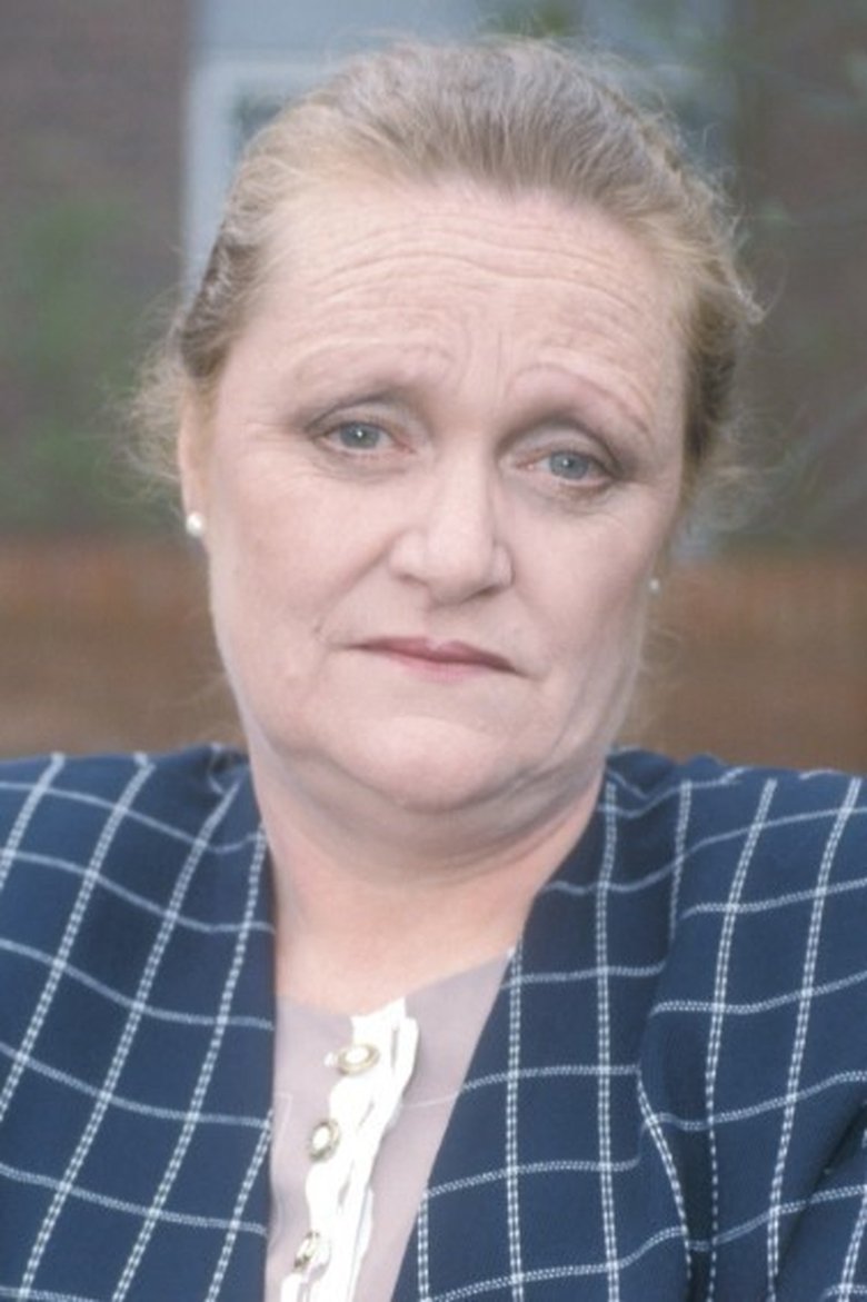 Portrait of Jo Warne