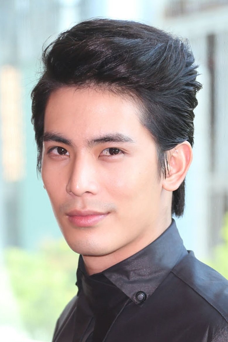 Portrait of Yuke Songpaisan