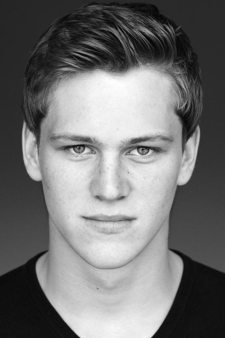 Portrait of Ryan Tonkin
