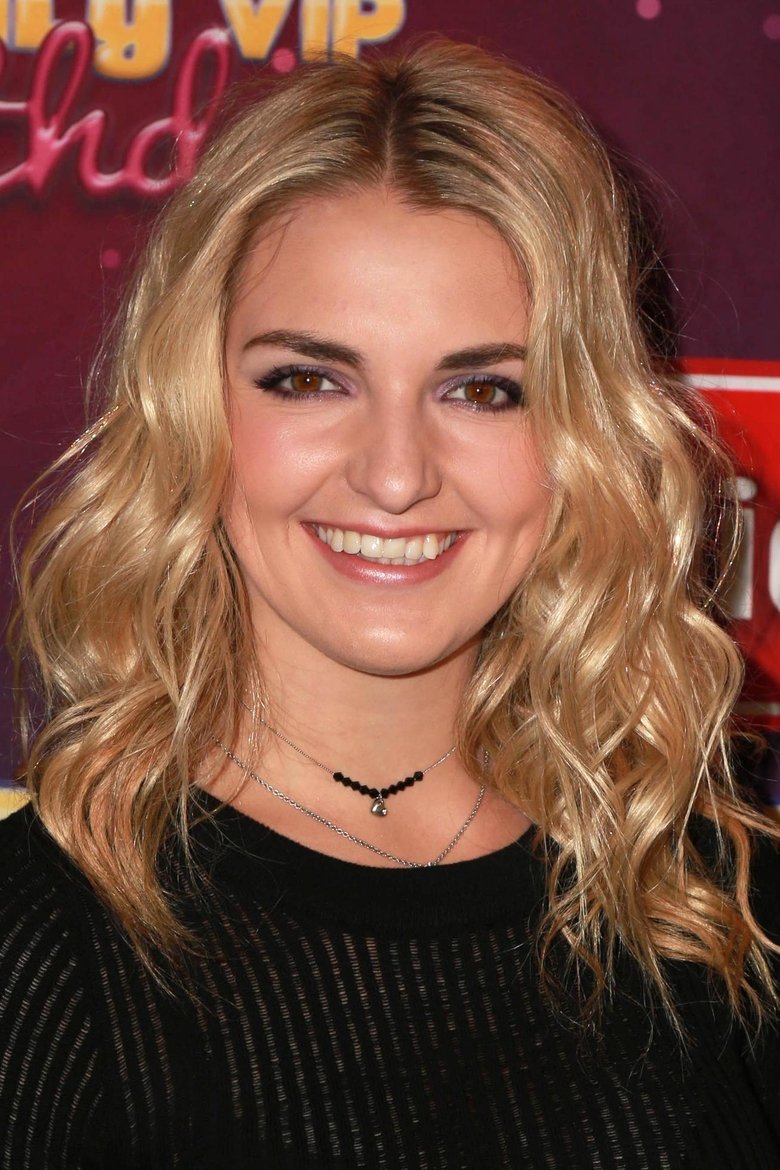 Portrait of Rydel Lynch