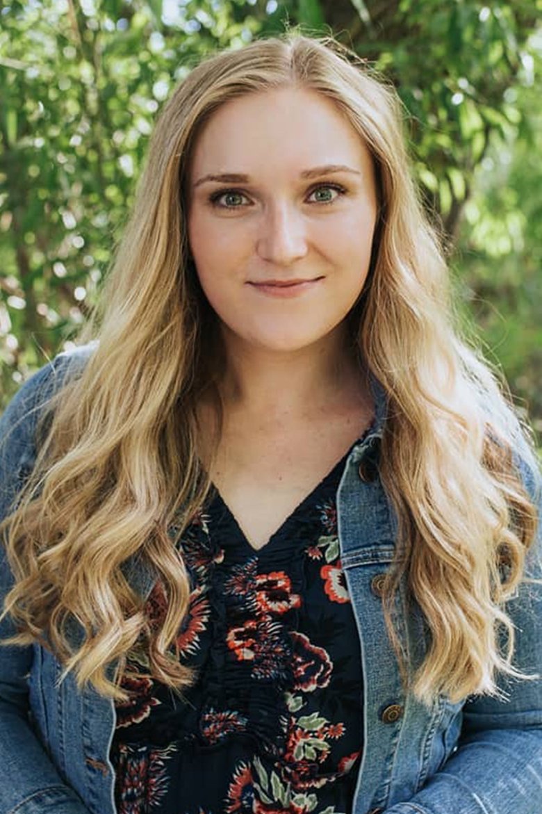 Portrait of Libby Clawson