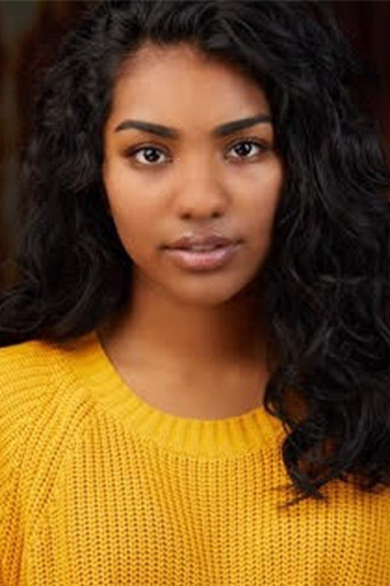 Portrait of Tharanya Tharan