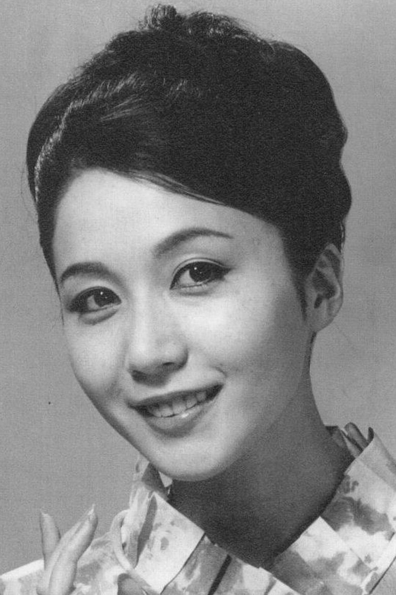 Portrait of Shima Iwashita