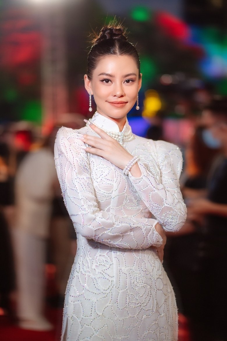 Portrait of Bùi Lan Hương