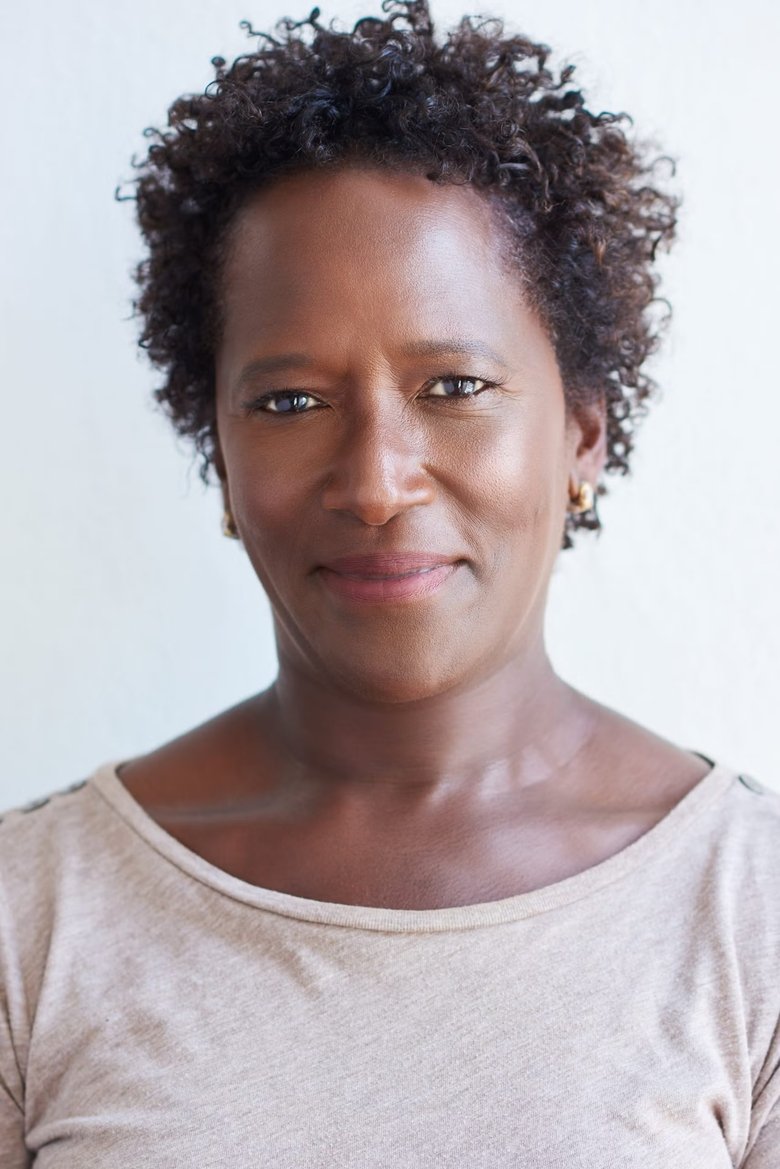 Portrait of Victoria Thomas