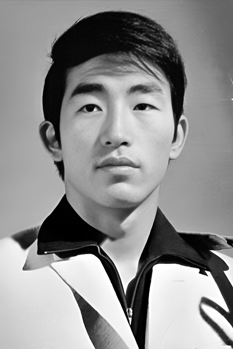 Portrait of Ichiro Araki