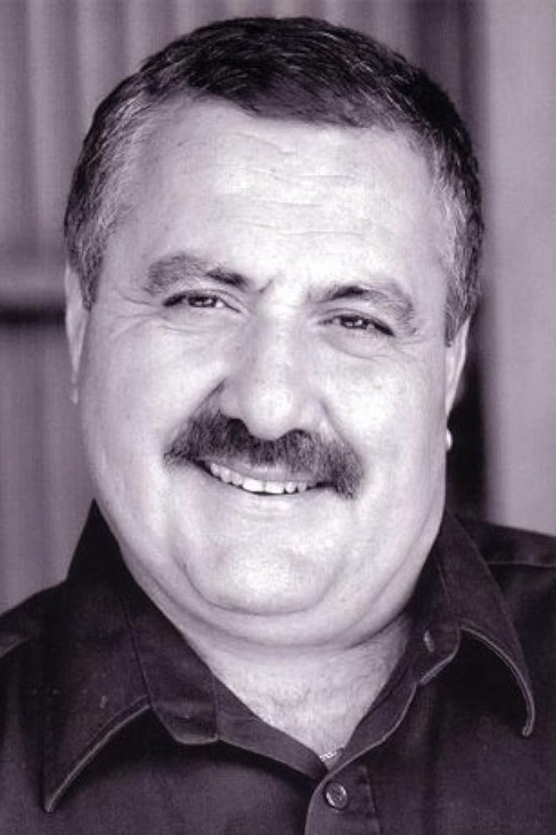 Portrait of Peter Siragusa