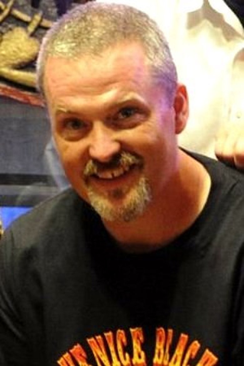 Portrait of Todd Ray