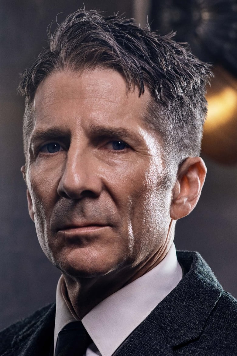 Portrait of Leland Orser