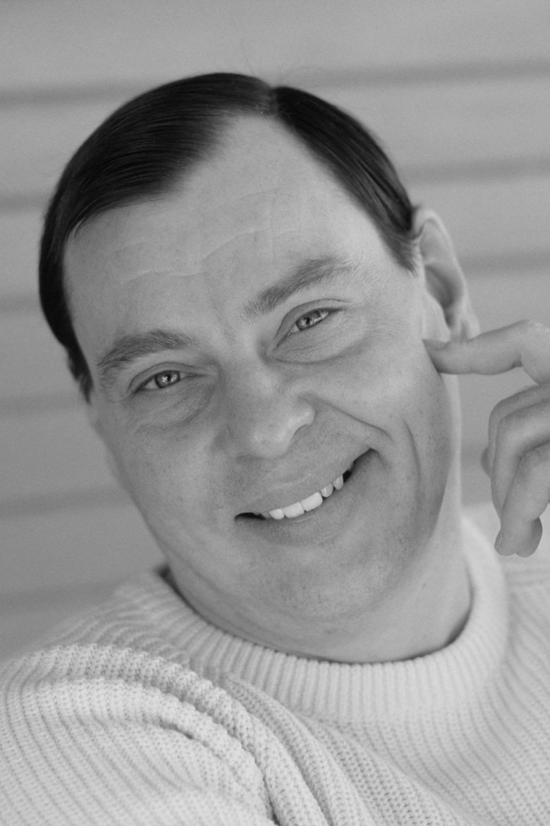 Portrait of Larry Drake