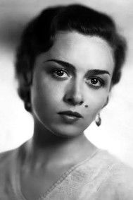 Portrait of Leni Stengel