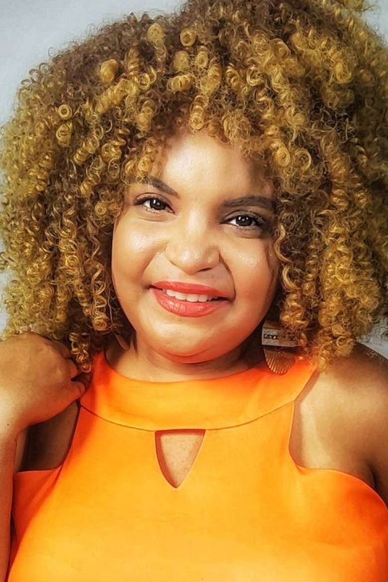 Portrait of Thina Lowe