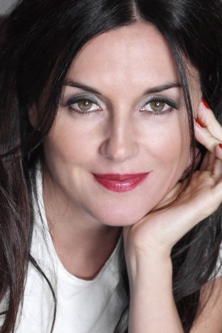 Portrait of Lisa Zane