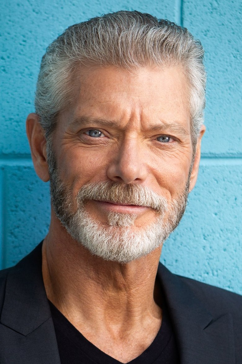 Portrait of Stephen Lang