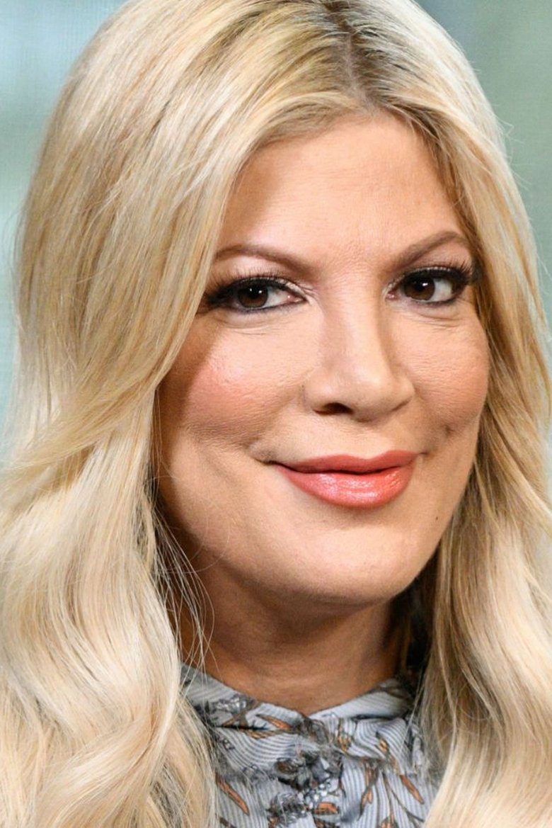 Portrait of Tori Spelling