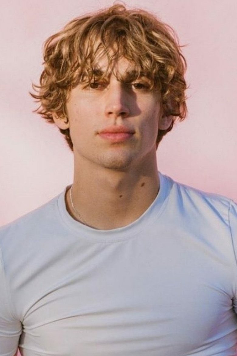 Portrait of Vinnie Hacker