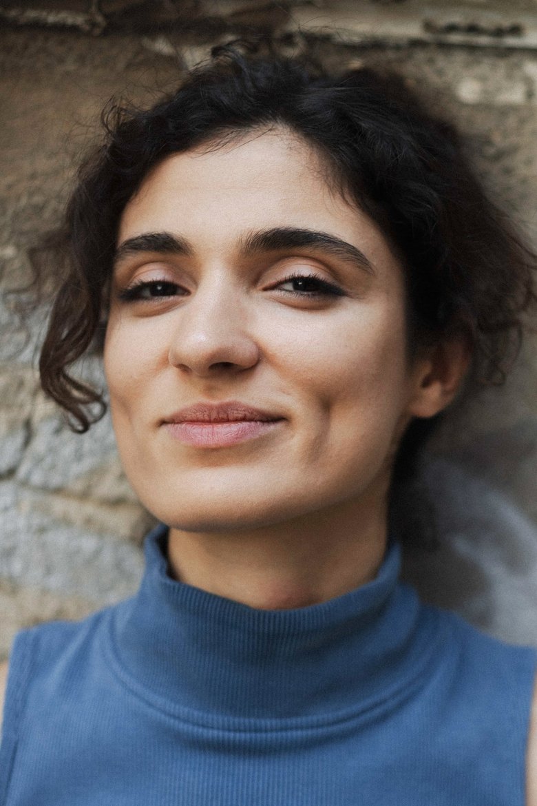 Portrait of Maral Keshavarz